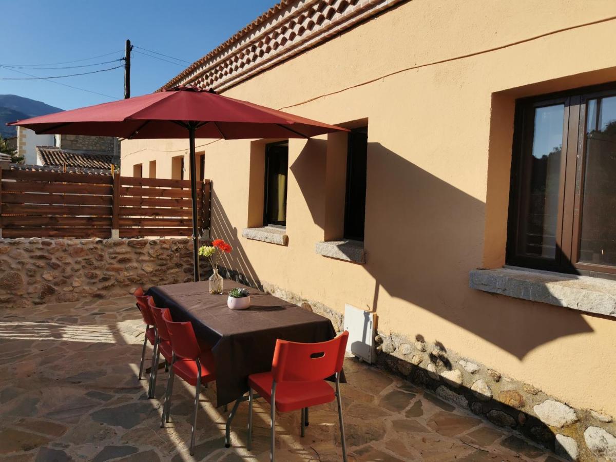 Casitas Pinilla Del Valle Eksteriør bilde